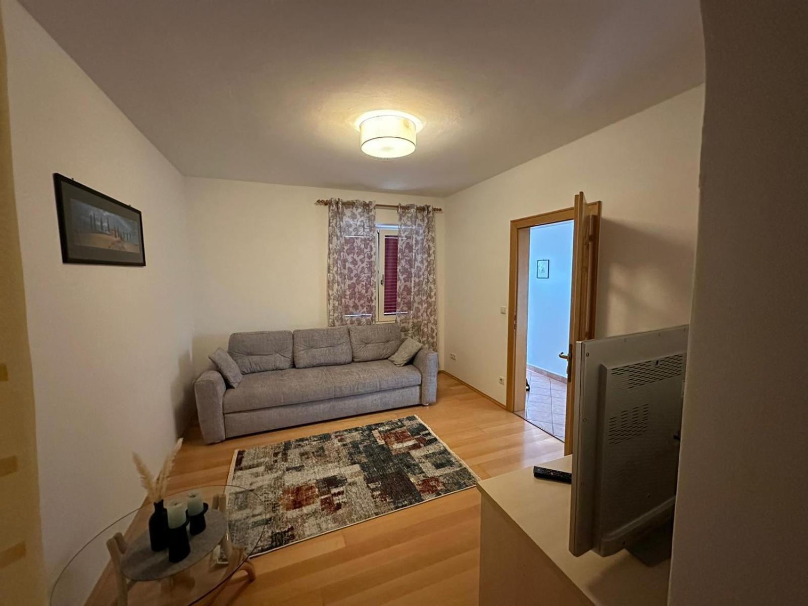 Haus Tirol Apartment Caldaro Luaran gambar