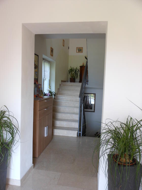 Haus Tirol Apartment Caldaro Luaran gambar