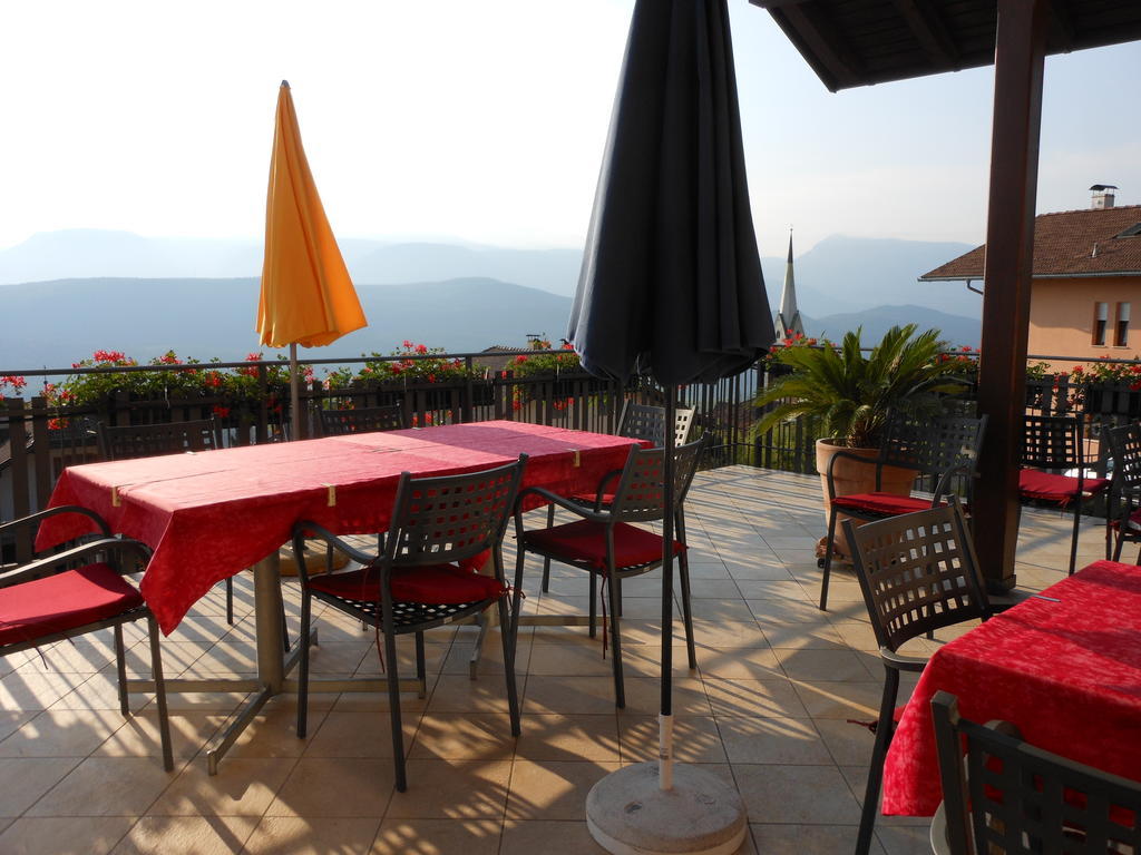 Haus Tirol Apartment Caldaro Luaran gambar