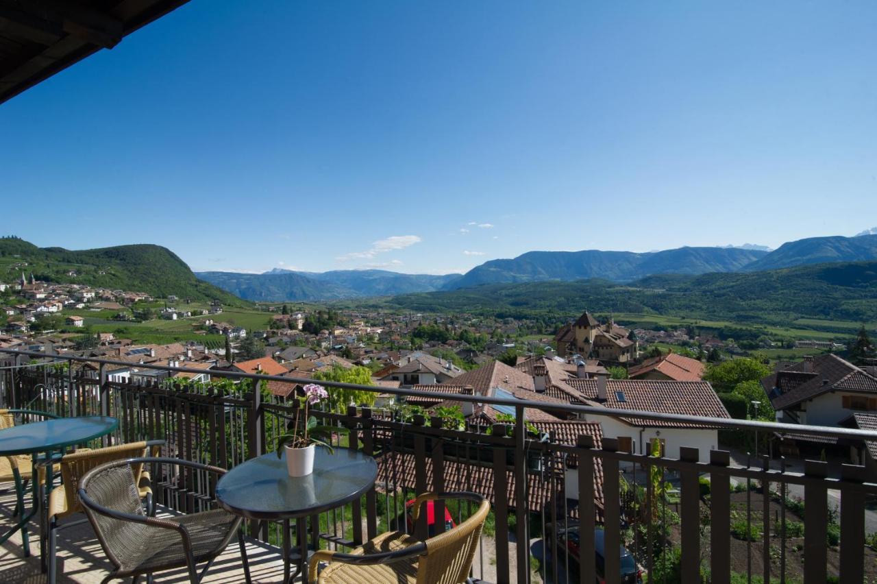 Haus Tirol Apartment Caldaro Luaran gambar